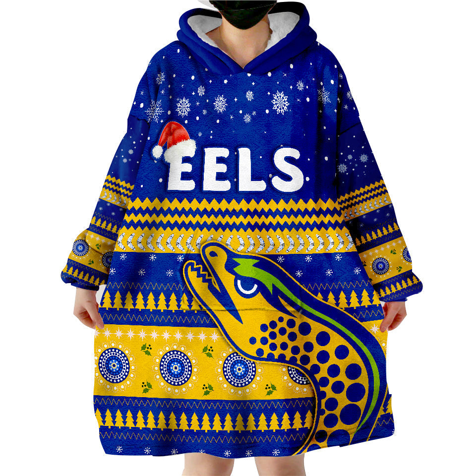 Eels Unique Merry Christmas Parramatta Wearable Blanket Hoodie - Vibe Hoodie Shop