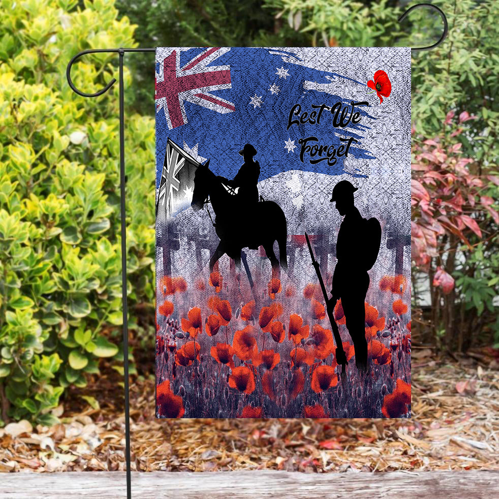 (Custom Text ) ANZAC Day Flag - Lest We Forget Vintage Poppies - Vibe Hoodie Shop