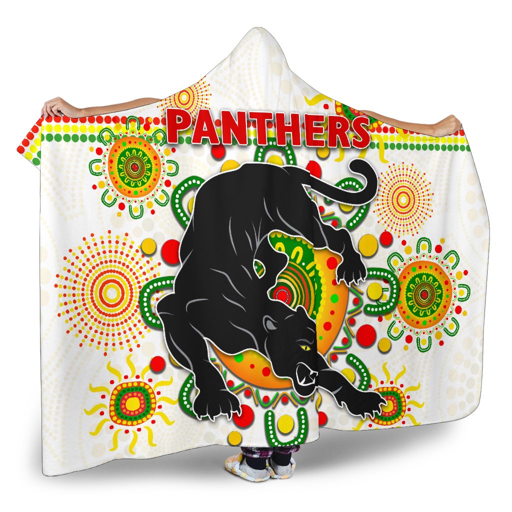 penrith-hooded-blanket-indigenous-panthers-white