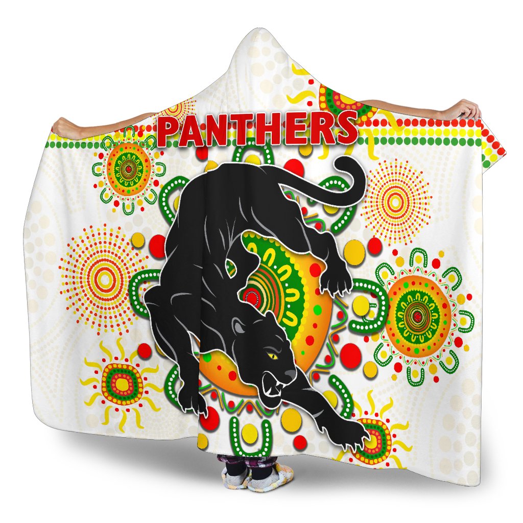 penrith-hooded-blanket-indigenous-panthers-white
