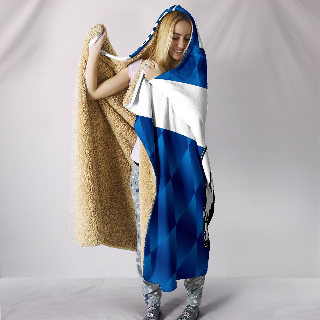 bulldogs-hooded-blanket-sporty-style