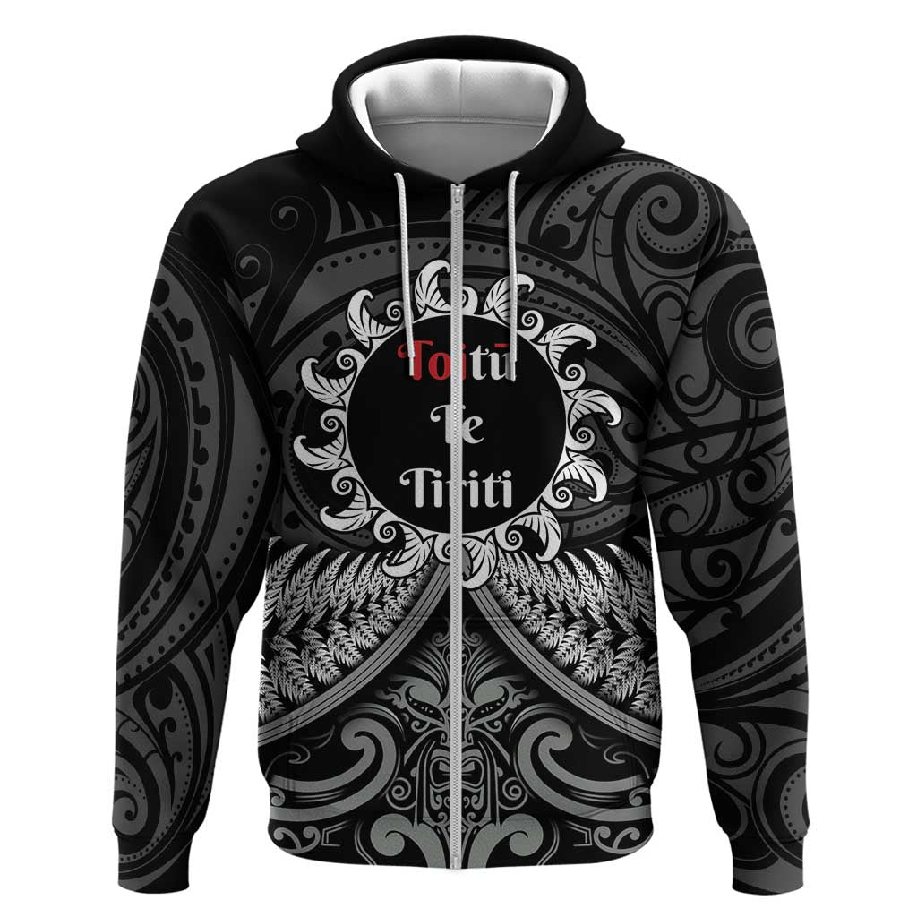 Personalised Toitu Te Tiriti Aotearoa Silver Fern Hoodie New Zealand Maori Pattern - Vibe Hoodie Shop