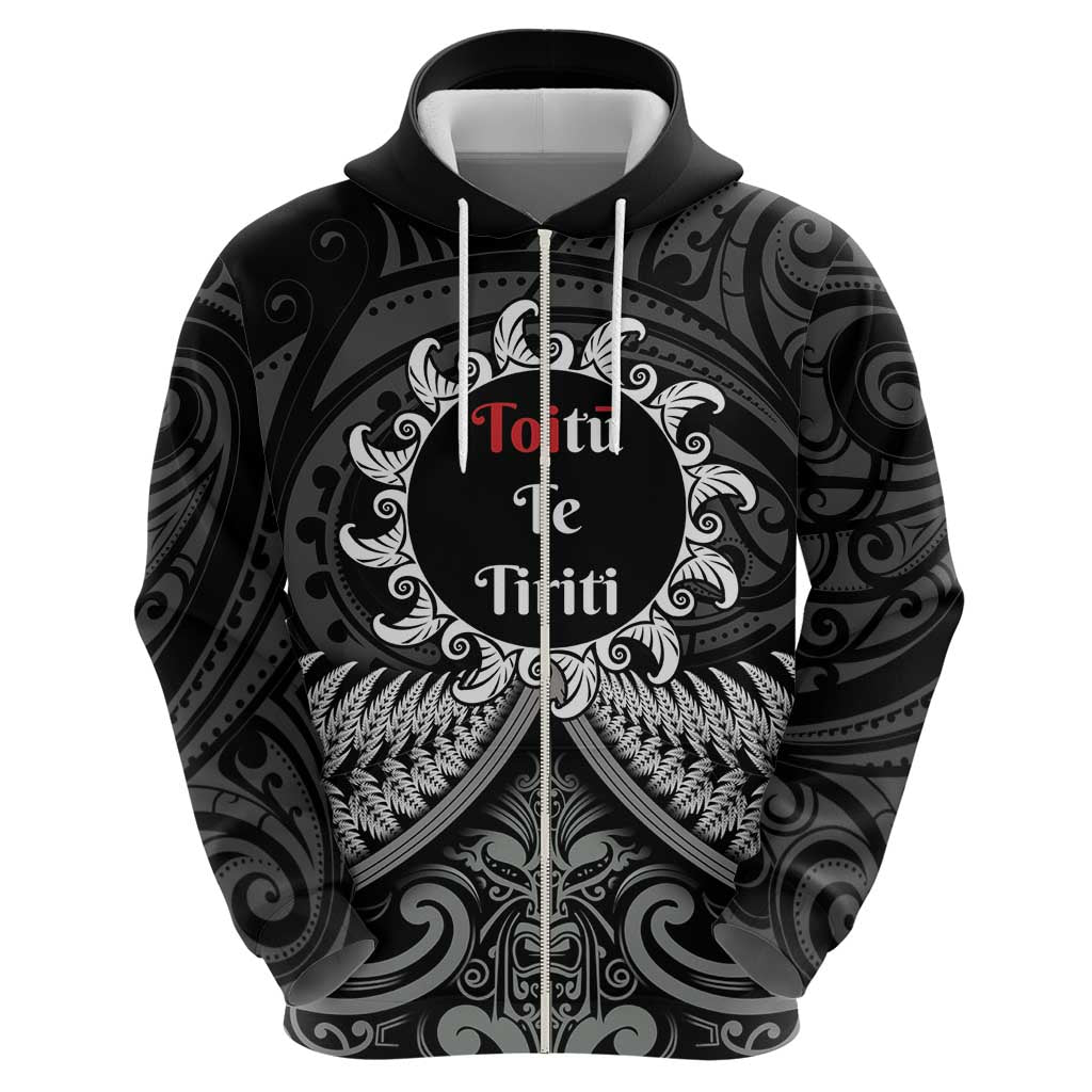 Personalised Toitu Te Tiriti Aotearoa Silver Fern Hoodie New Zealand Maori Pattern - Vibe Hoodie Shop