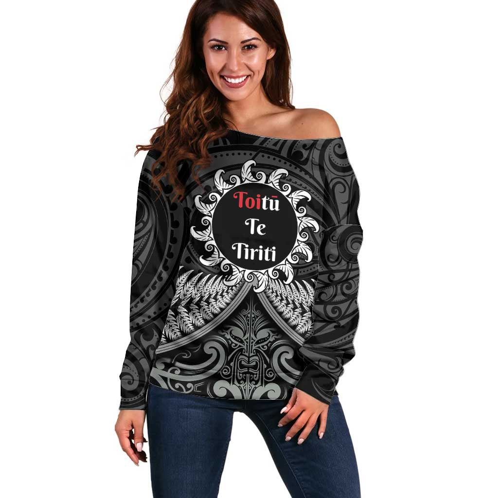 Personalised Toitu Te Tiriti Aotearoa Silver Fern Off Shoulder Sweater New Zealand Maori Pattern - Vibe Hoodie Shop