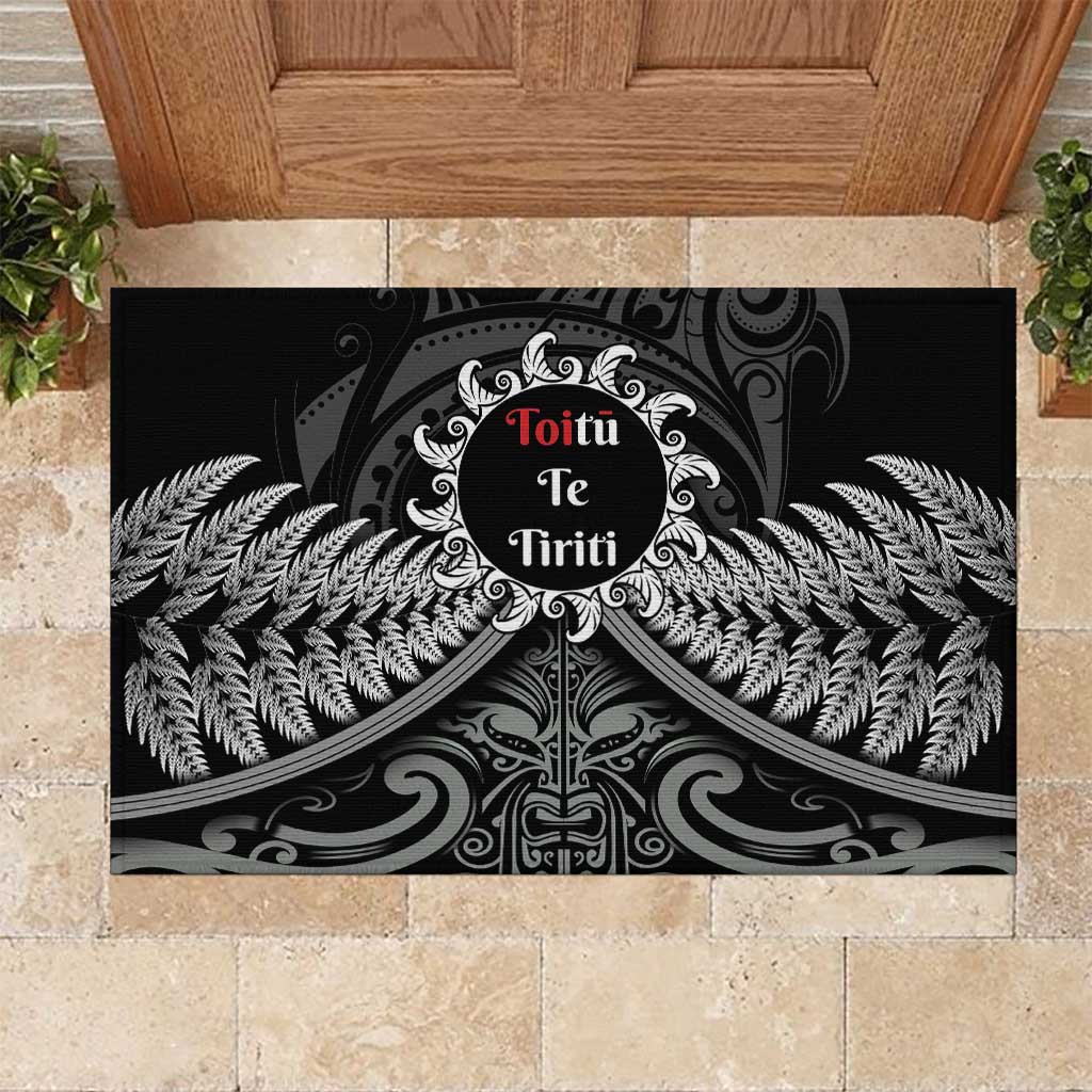 Toitu Te Tiriti Aotearoa Silver Fern Rubber Doormat New Zealand Maori Pattern