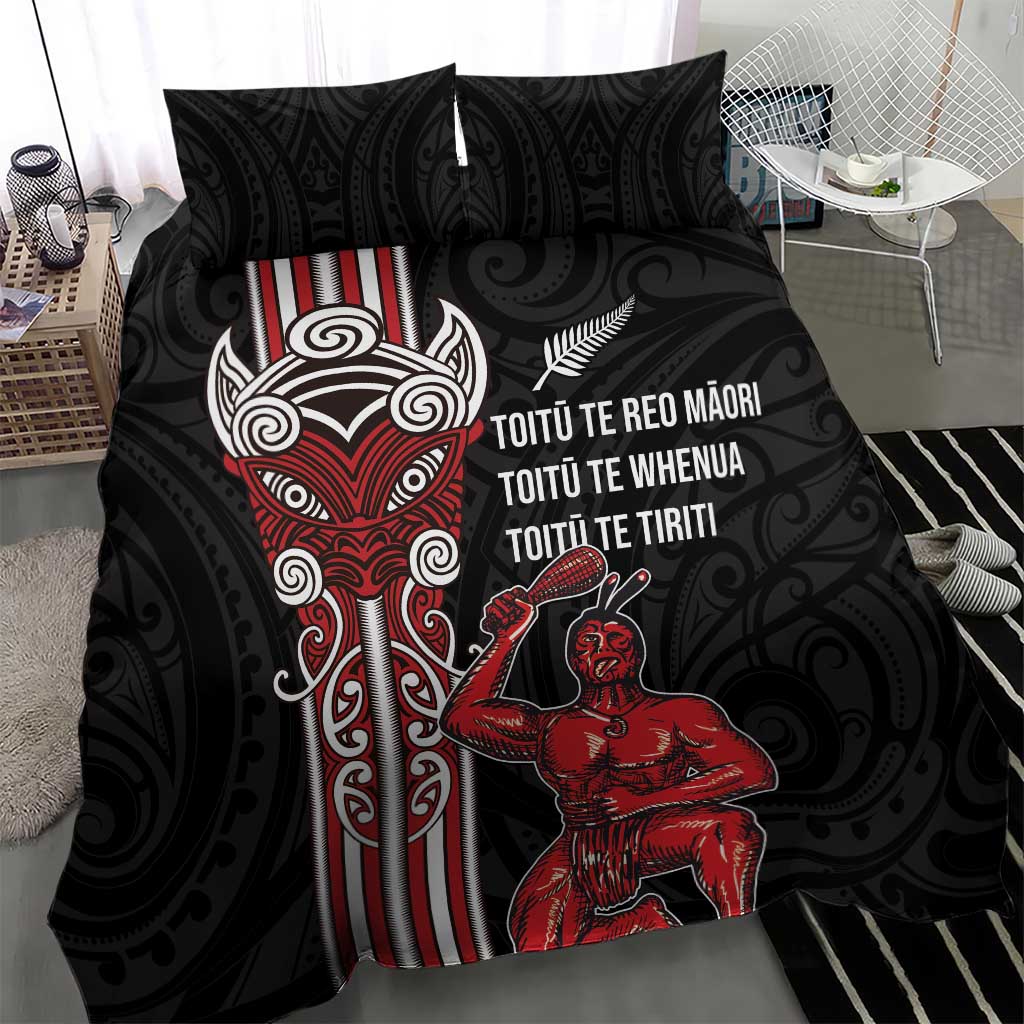 Toitu Te Reo Maori Toitu Te Whenua Toitu Te Tiriti Bedding Set Maori Warrior New Zealand - Vibe Hoodie Shop