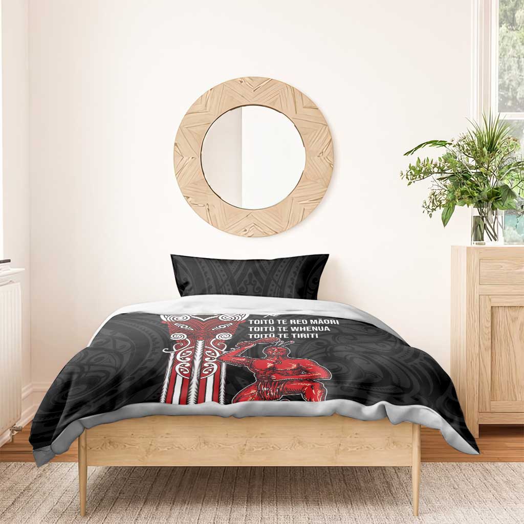 Toitu Te Reo Maori Toitu Te Whenua Toitu Te Tiriti Bedding Set Maori Warrior New Zealand - Vibe Hoodie Shop