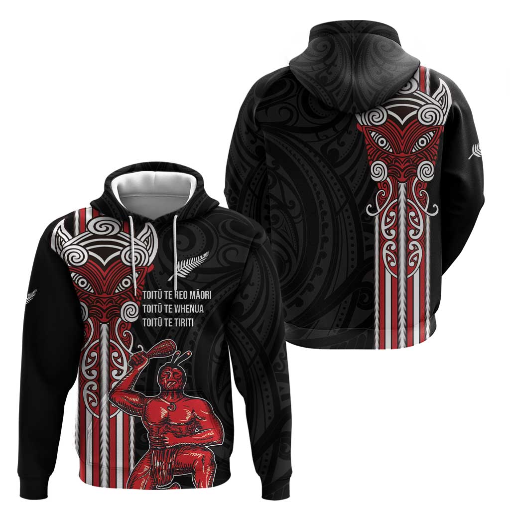 Toitu Te Reo Maori Toitu Te Whenua Toitu Te Tiriti Hoodie Maori Warrior New Zealand - Vibe Hoodie Shop