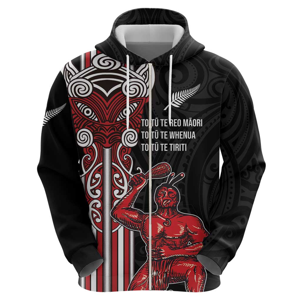 Toitu Te Reo Maori Toitu Te Whenua Toitu Te Tiriti Hoodie Maori Warrior New Zealand - Vibe Hoodie Shop