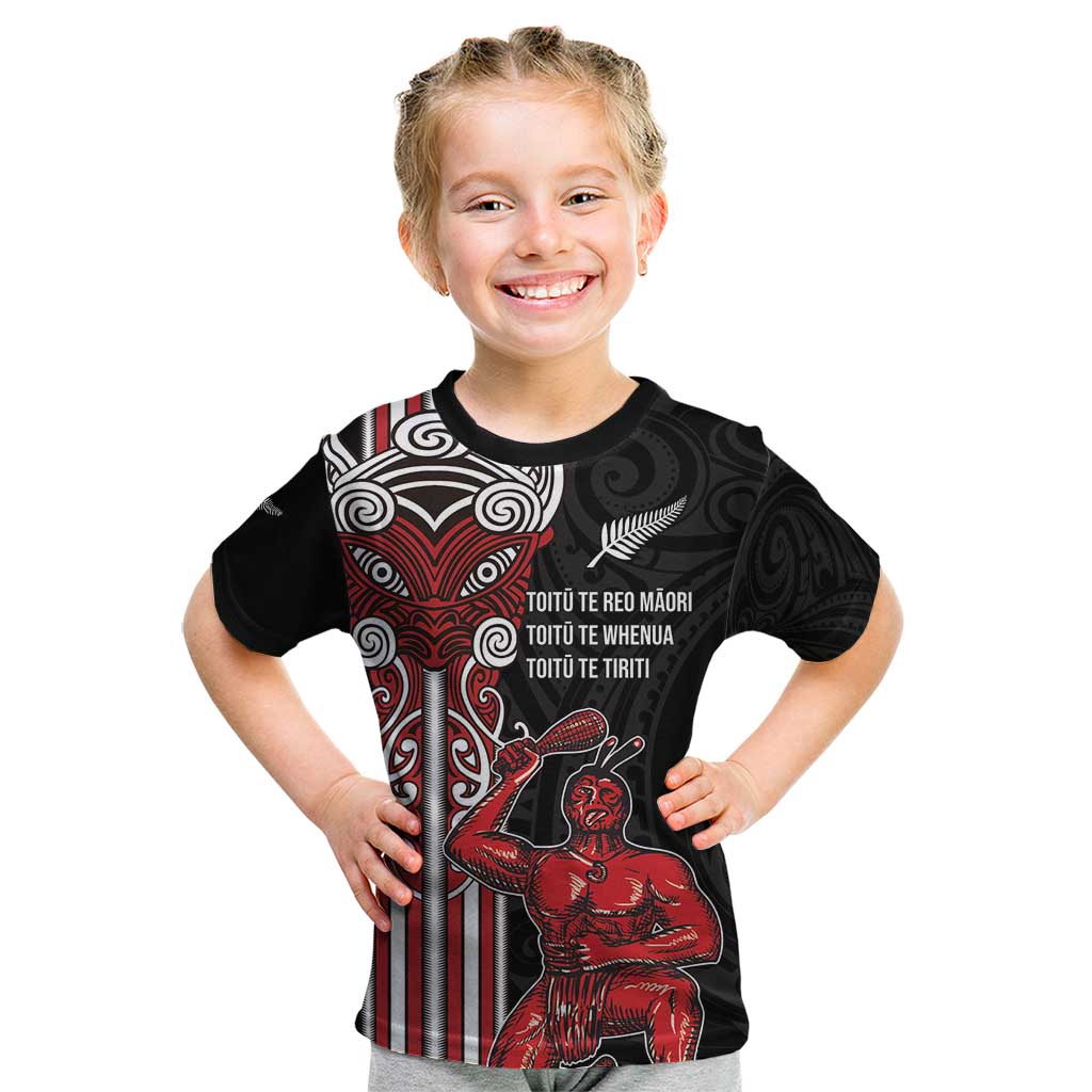 Toitu Te Reo Maori Toitu Te Whenua Toitu Te Tiriti Kid T Shirt Maori Warrior New Zealand - Vibe Hoodie Shop