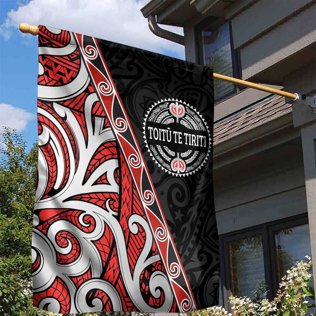 Aotearoa Toitu Te Tiriti Garden Flag Honour The Treaty New Zealand - Vibe Hoodie Shop