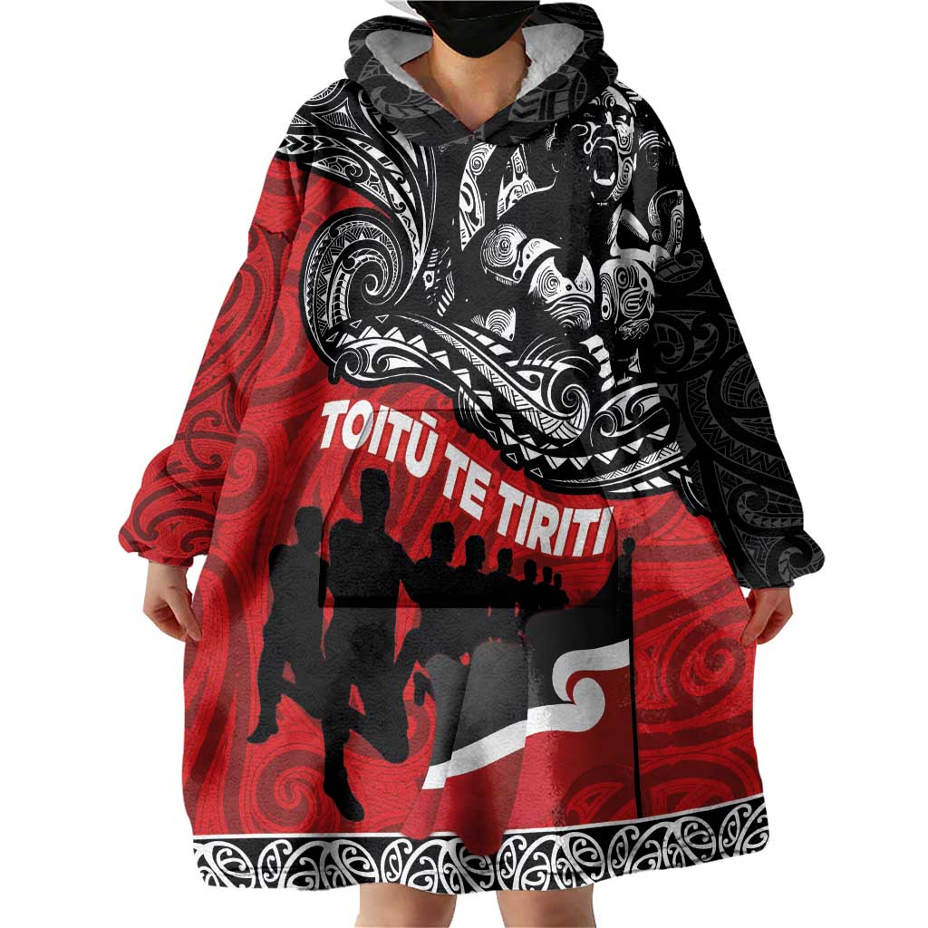 Aotearoa Toitu Te Tiriti Wearable Blanket Hoodie Honoring Te Tiriti o Waitangi Maori Haka - Vibe Hoodie Shop