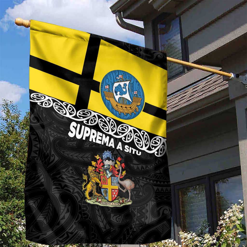 New Zealand Wellington Garden Flag The Capital's Emblems Flag and Koru Art - Vibe Hoodie Shop
