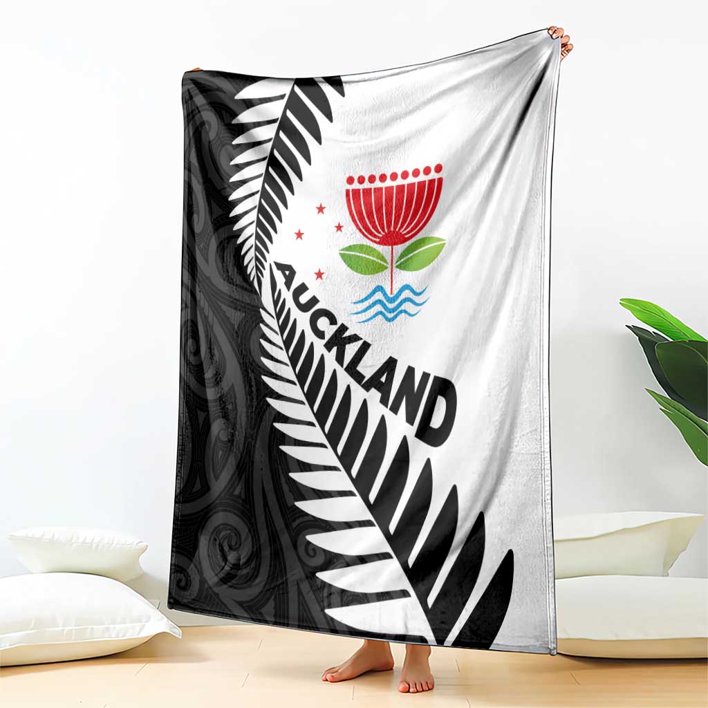 New Zealand Auckland Blanket Auckland's Emblem and Silver Ferns - Maori Art Tattoo - Vibe Hoodie Shop