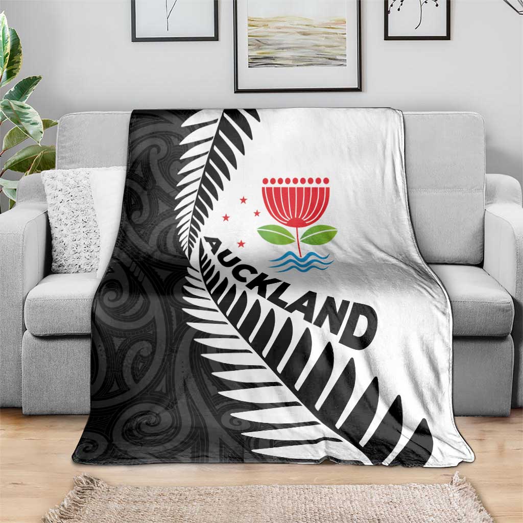 New Zealand Auckland Blanket Auckland's Emblem and Silver Ferns - Maori Art Tattoo - Vibe Hoodie Shop