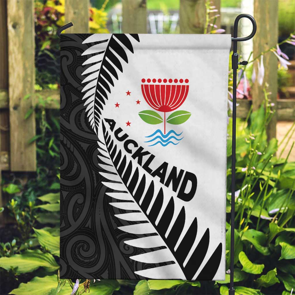 New Zealand Auckland Garden Flag Auckland's Emblem and Silver Ferns - Maori Art Tattoo - Vibe Hoodie Shop