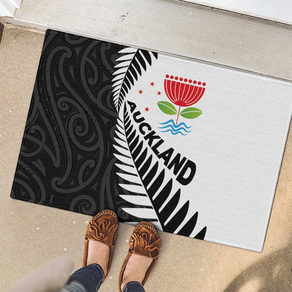 New Zealand Auckland Rubber Doormat Auckland's Emblem and Silver Ferns - Maori Art Tattoo