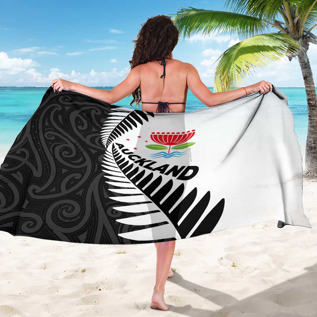 New Zealand Auckland Sarong Auckland's Emblem and Silver Ferns - Maori Art Tattoo - Vibe Hoodie Shop