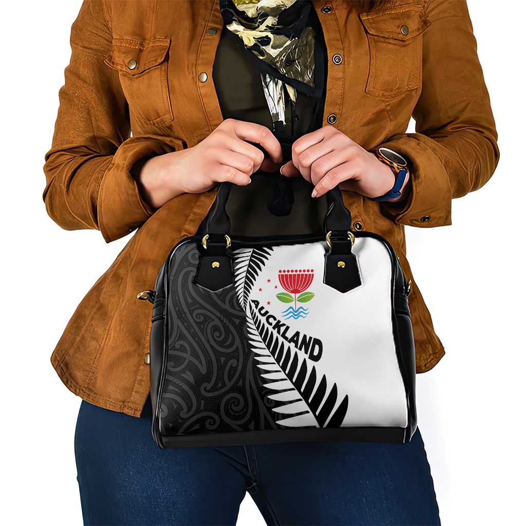 New Zealand Auckland Shoulder Handbag Auckland's Emblem and Silver Ferns - Maori Art Tattoo - Vibe Hoodie Shop