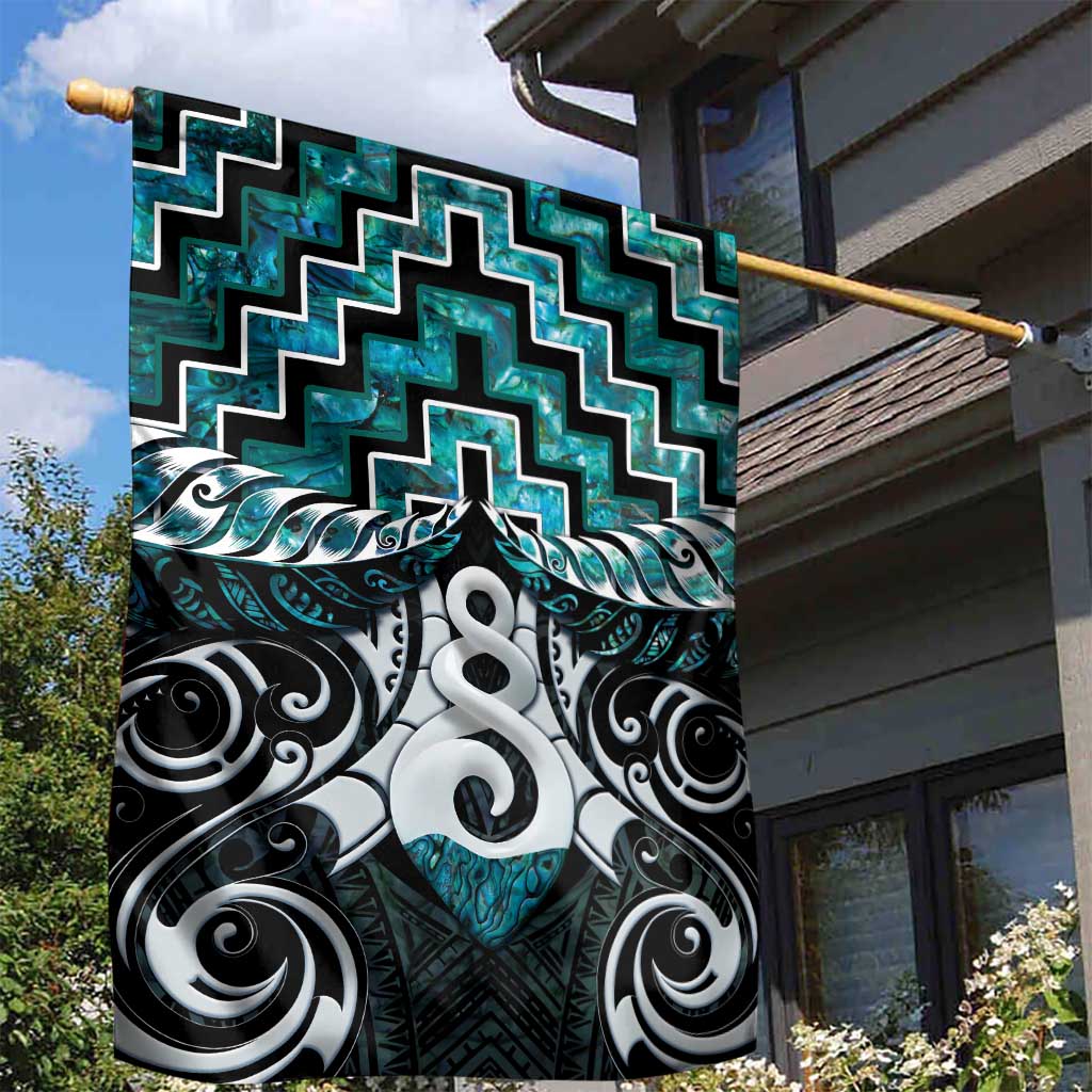 New Zealand Maori Garden Flag Poutama Pikorua Turquoise Paua Shell LT05 - Vibe Hoodie Shop