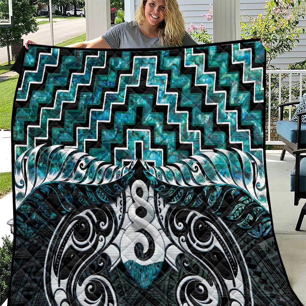 New Zealand Maori Quilt Poutama Pikorua Turquoise Paua Shell LT05 - Vibe Hoodie Shop