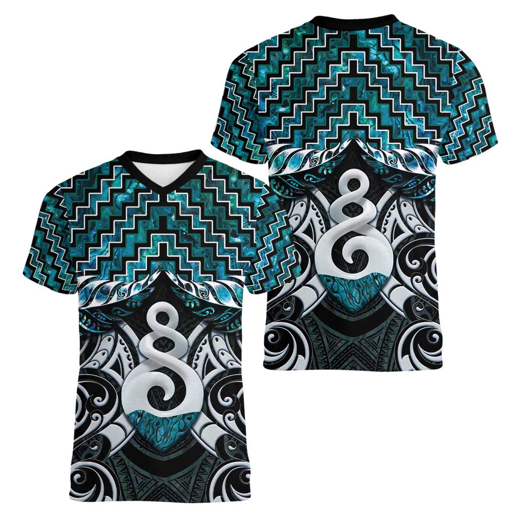 New Zealand Maori Women V-Neck T-Shirt Poutama Pikorua Turquoise Paua Shell LT05 - Vibe Hoodie Shop