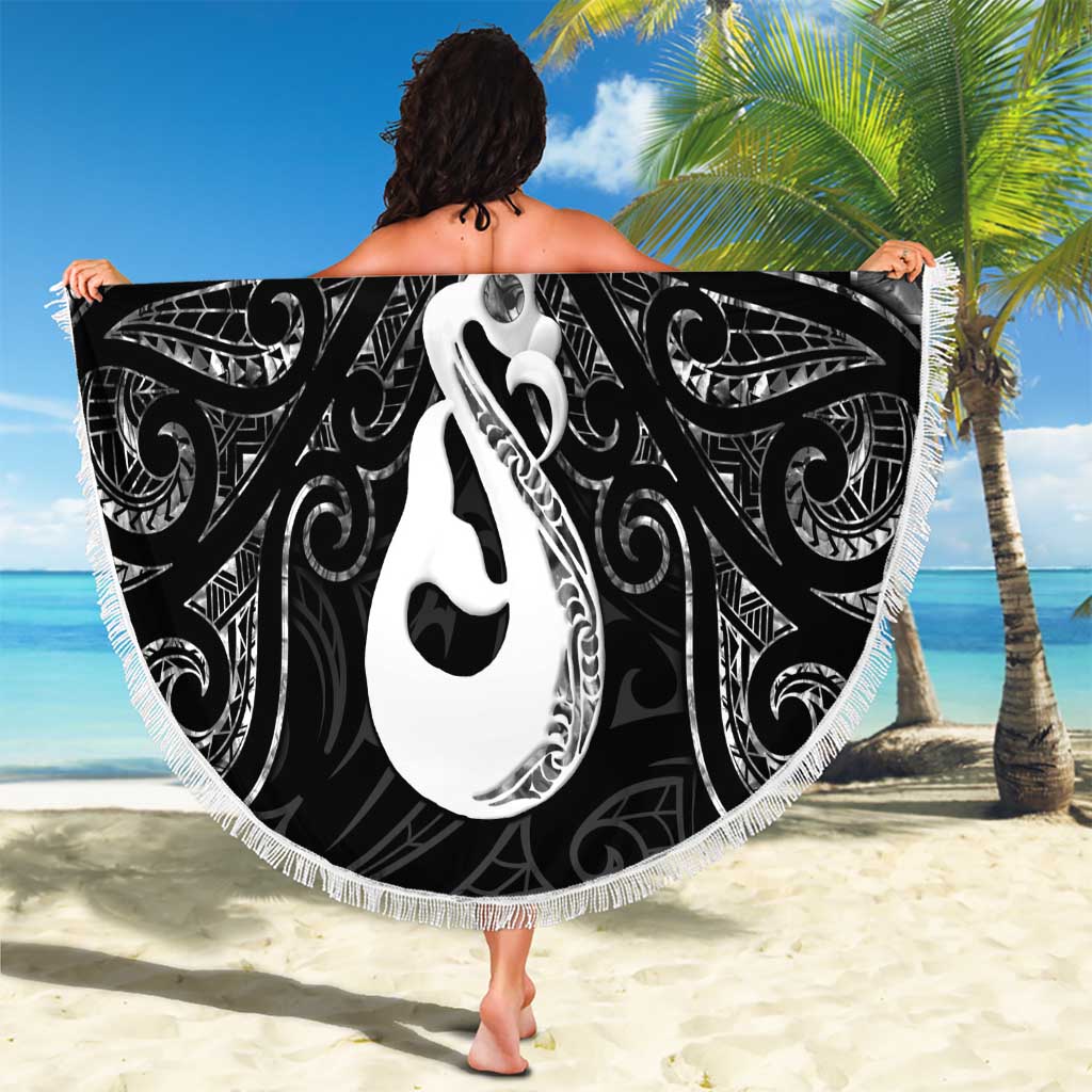 New Zealand Maori Beach Blanket Poutama Manaia Black Paua Shell