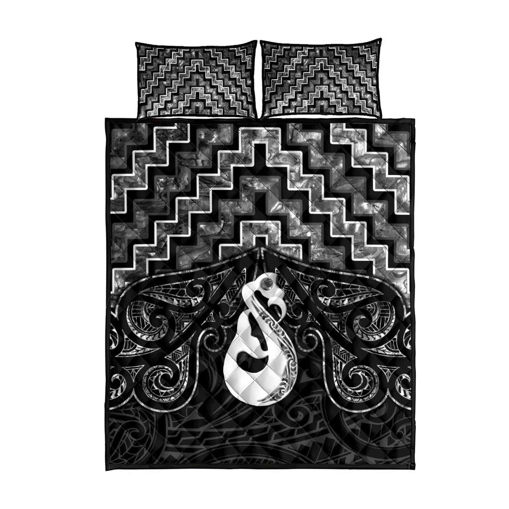 New Zealand Maori Quilt Bed Set Poutama Manaia Black Paua Shell LT05 - Vibe Hoodie Shop