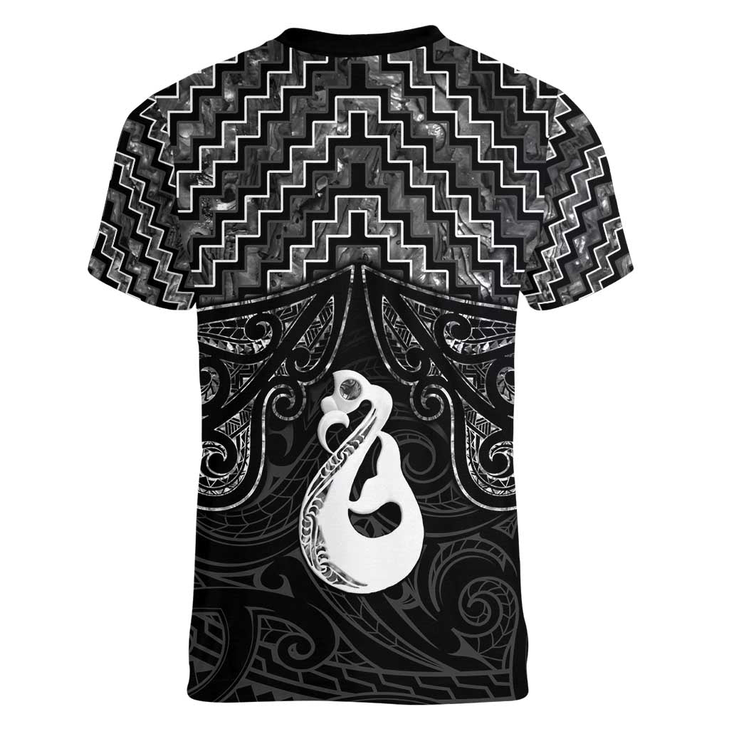 New Zealand Maori Women V-Neck T-Shirt Poutama Manaia Black Paua Shell LT05 - Vibe Hoodie Shop