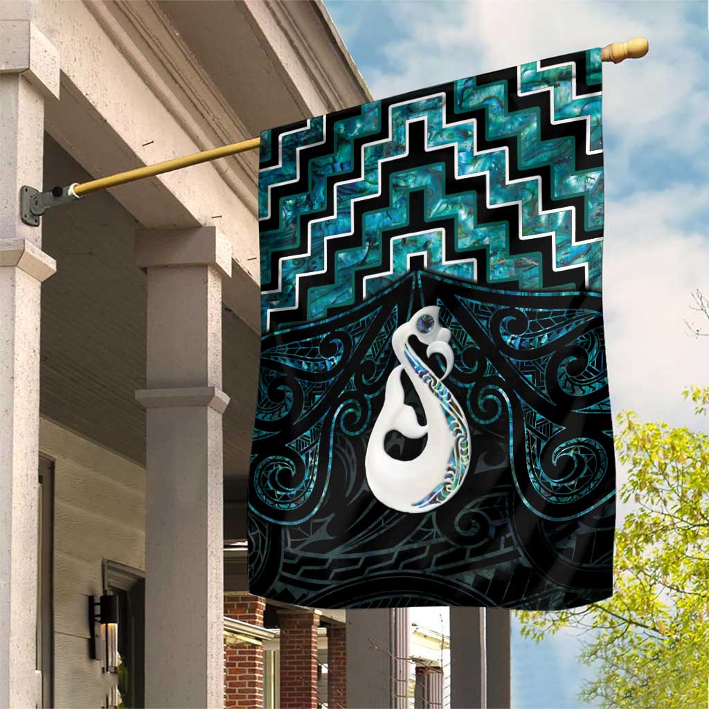 New Zealand Maori Garden Flag Poutama Manaia Turquoise Paua Shell LT05 - Vibe Hoodie Shop