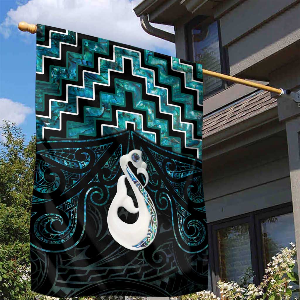 New Zealand Maori Garden Flag Poutama Manaia Turquoise Paua Shell LT05 - Vibe Hoodie Shop