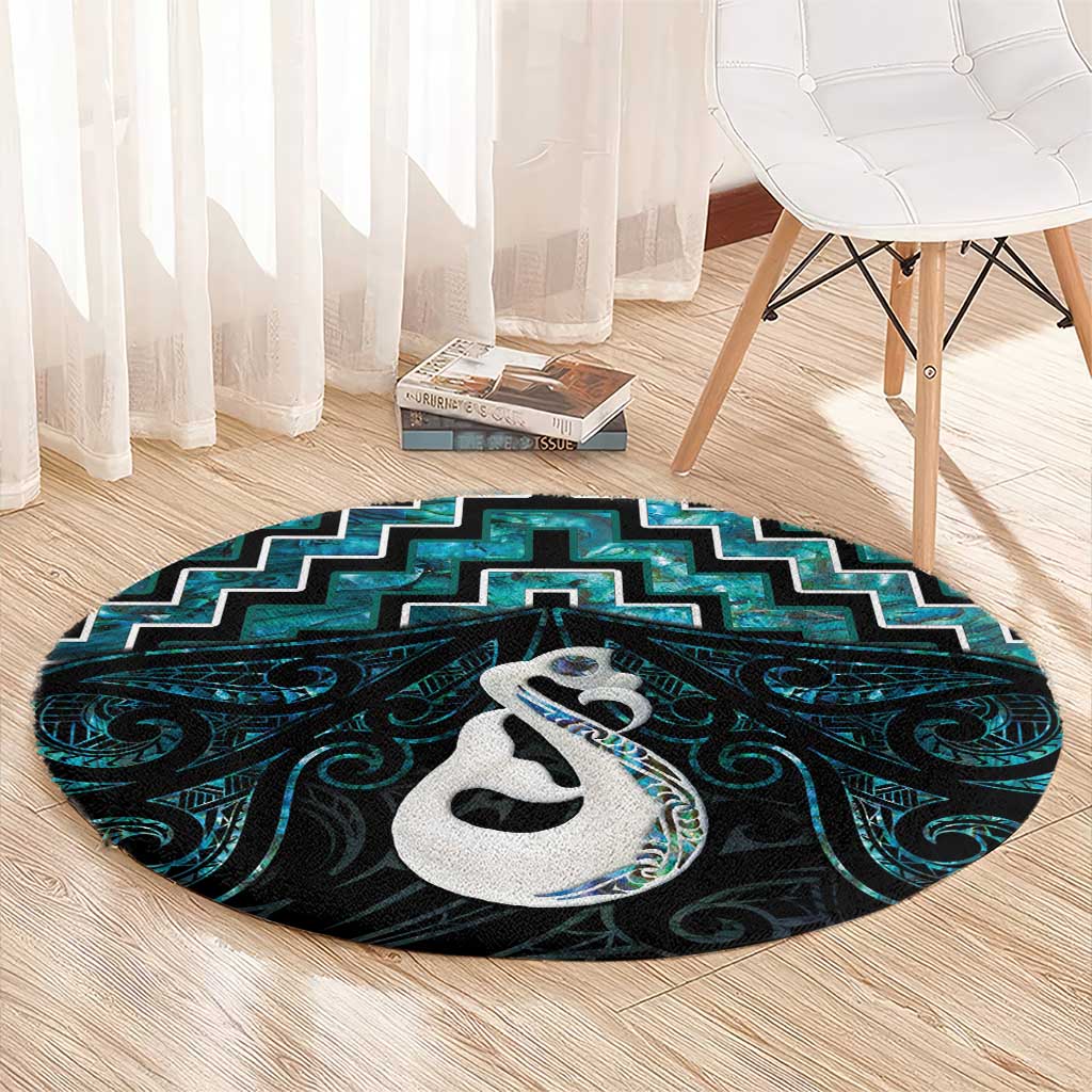 New Zealand Maori Round Carpet Poutama Manaia Turquoise Paua Shell