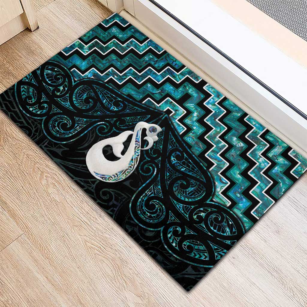 New Zealand Maori Rubber Doormat Poutama Manaia Turquoise Paua Shell