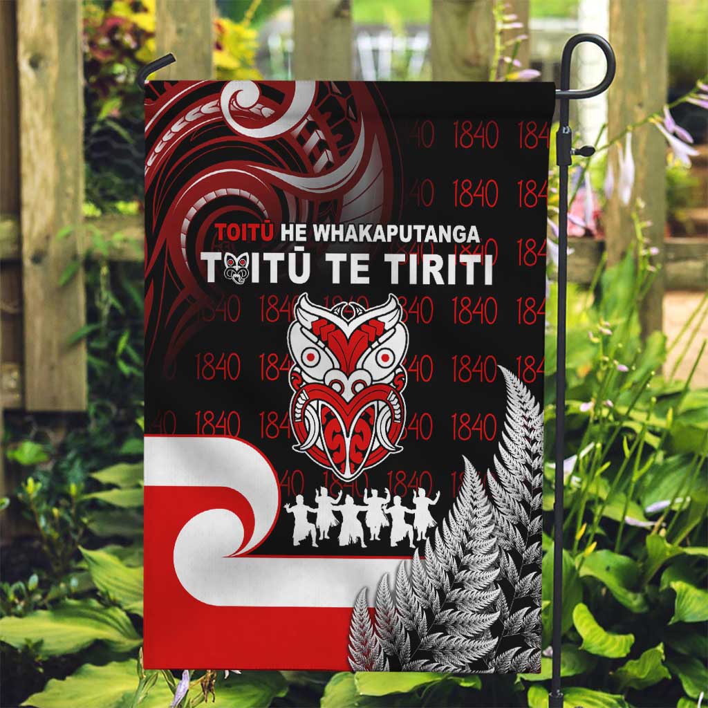 Aotearoa Toitu He Whakaputanga Garden Flag Toitu Te Tiriti O Waitangi LT05 - Vibe Hoodie Shop