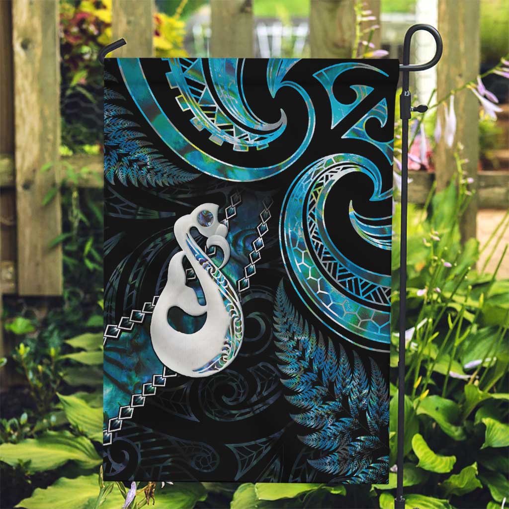 New Zealand Aotearoa Garden Flag Maori Manaia Paua Shell Glitter Turquoise LT05 - Vibe Hoodie Shop