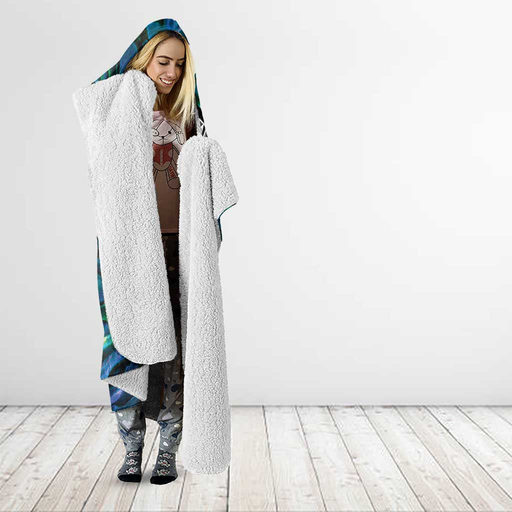 New Zealand Aotearoa Hooded Blanket Maori Taniwha Paua Shell