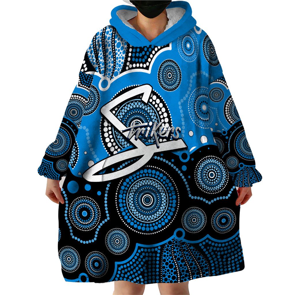 (Custom Text And Number) Strikers BBL Wearable Blanket Hoodie Aboriginal Patterns - Vibe Hoodie Shop