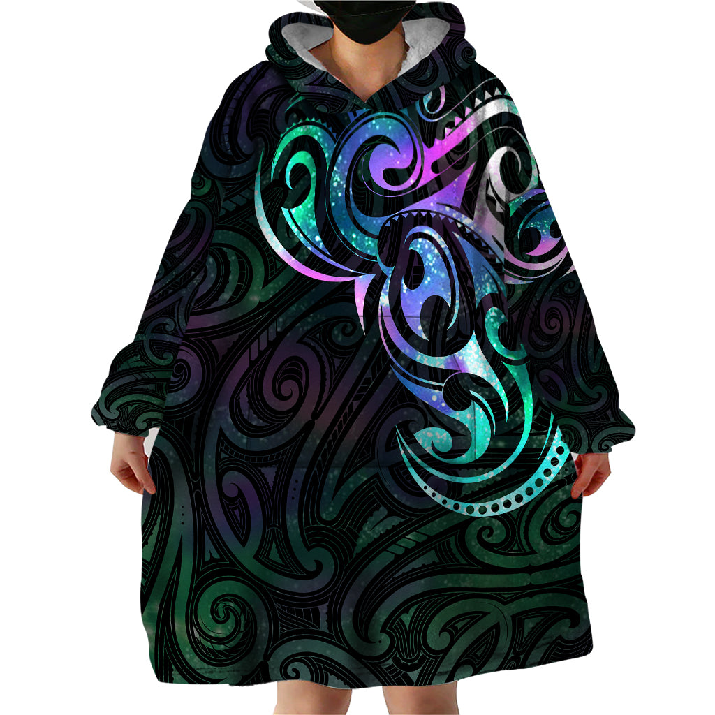 Matariki New Zealand Wearable Blanket Hoodie Maori New Year Galaxy Sky Green - Vibe Hoodie Shop