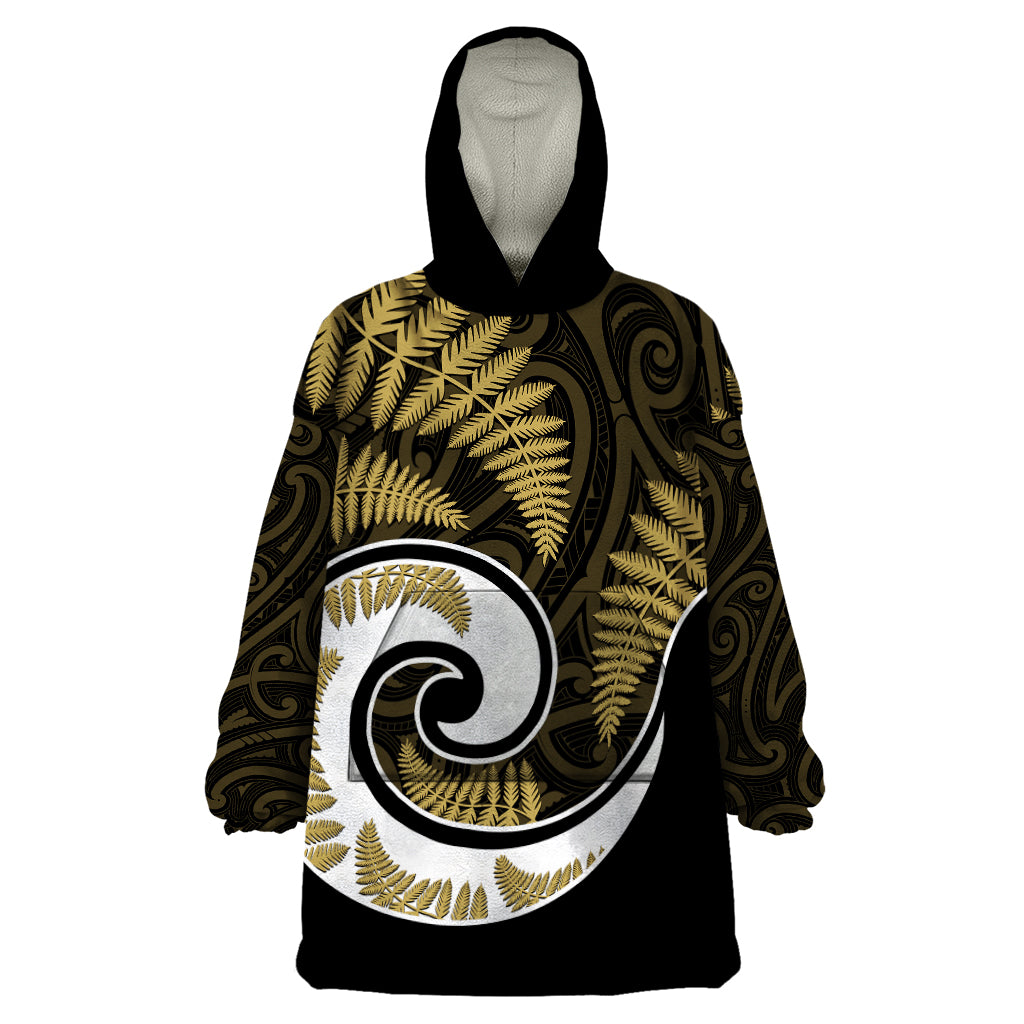 New Zealand Wearable Blanket Hoodie Maori With Silver Fern Gold - Vibe Hoodie Shop