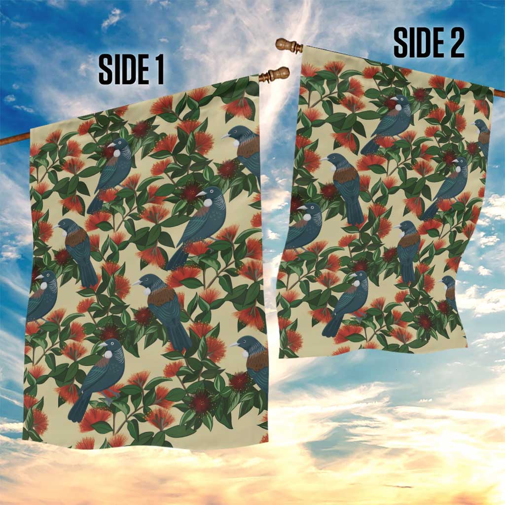 New Zealand Christmas Garden Flag Romantic Tui Birds on Pohutukawa - Ivory - Vibe Hoodie