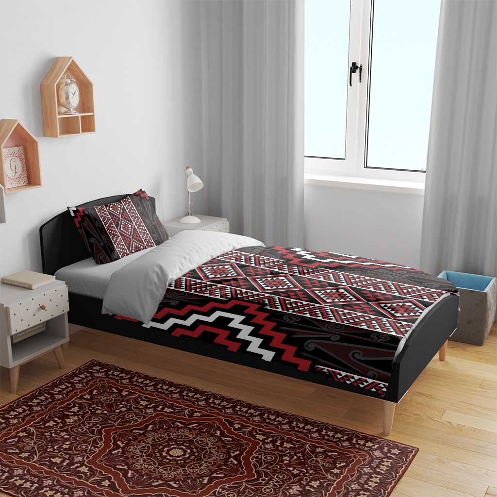 Red Tukutuku Pattern Aotearoa Bedding Set Niho Taniwha and Puhoro Motifs - Vibe Hoodie Shop