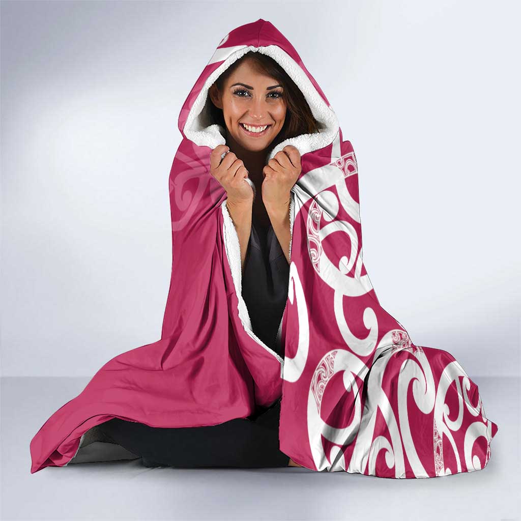Breast Cancer Awareness Maori Hooded Blanket Koru Kowhaiwhai - Vibe Hoodie