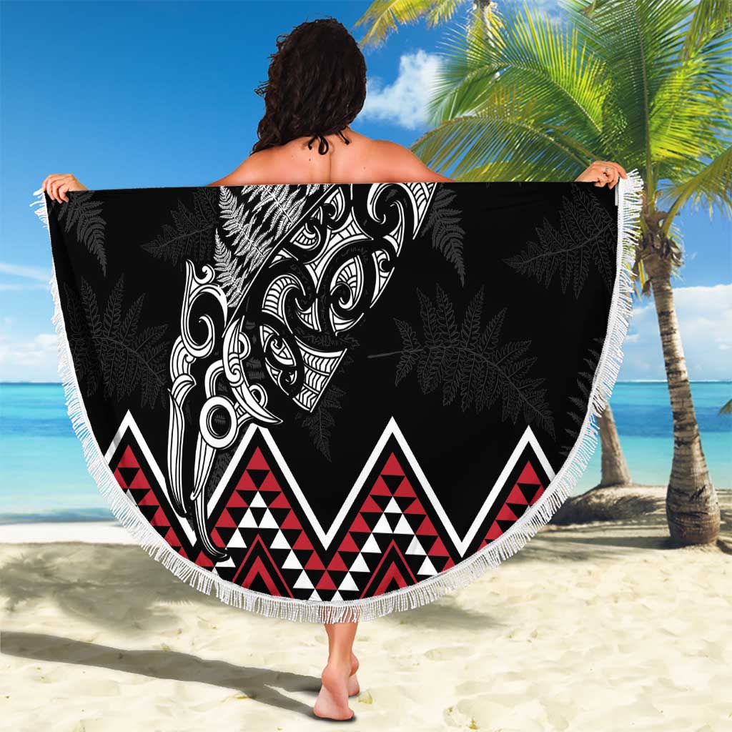 New Zealand Christmas Taniko Poutama Beach Blanket Mountainscape Maori Fern - Vibe Hoodie