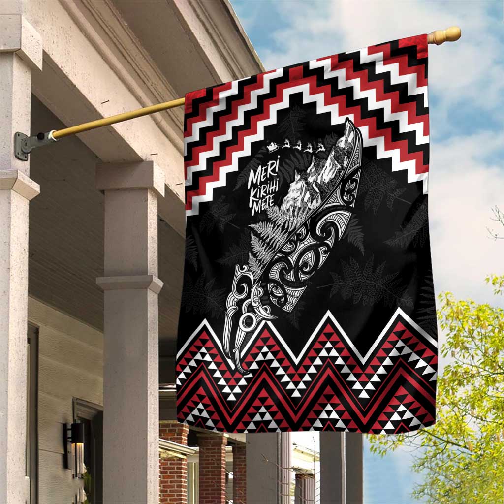 New Zealand Christmas Taniko Poutama Garden Flag Mountainscape Maori Fern - Vibe Hoodie