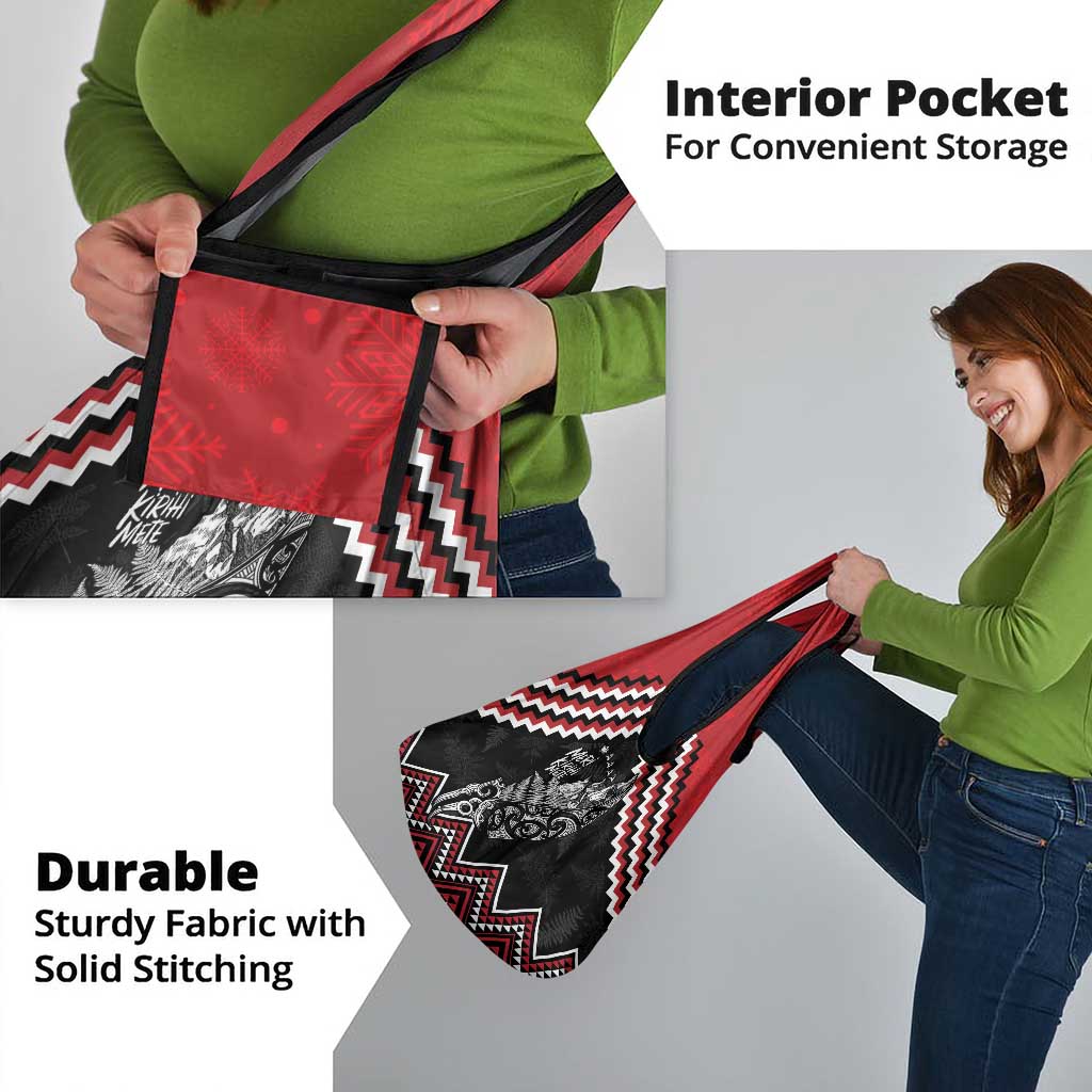 New Zealand Christmas Taniko Poutama Grocery Bag Mountainscape Maori Fern - Vibe Hoodie