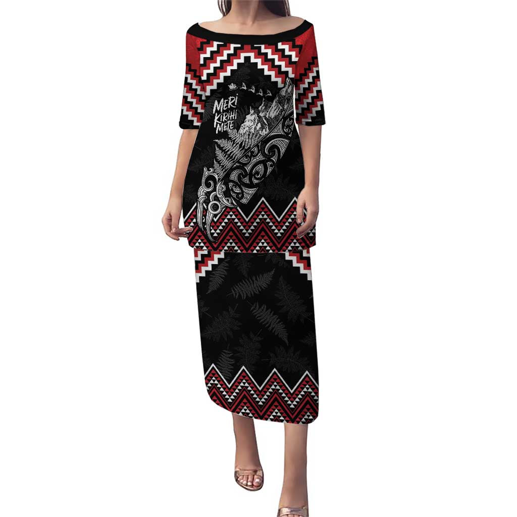 New Zealand Christmas Taniko Poutama Puletasi Mountainscape Maori Fern - Vibe Hoodie