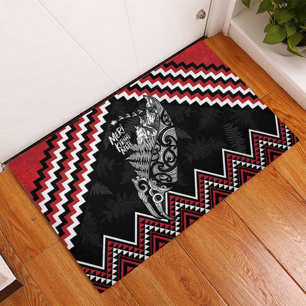 New Zealand Christmas Taniko Poutama Rubber Doormat Mountainscape Maori Fern - Vibe Hoodie