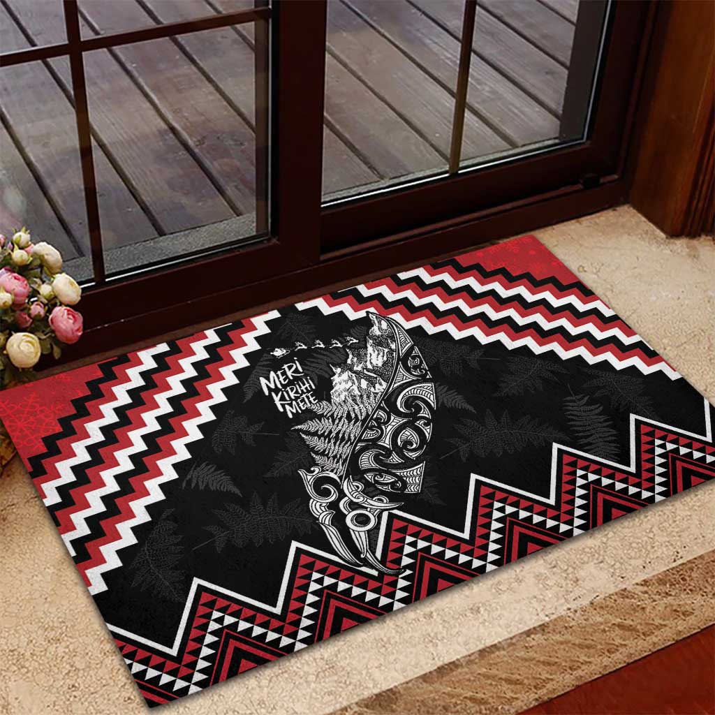 New Zealand Christmas Taniko Poutama Rubber Doormat Mountainscape Maori Fern - Vibe Hoodie