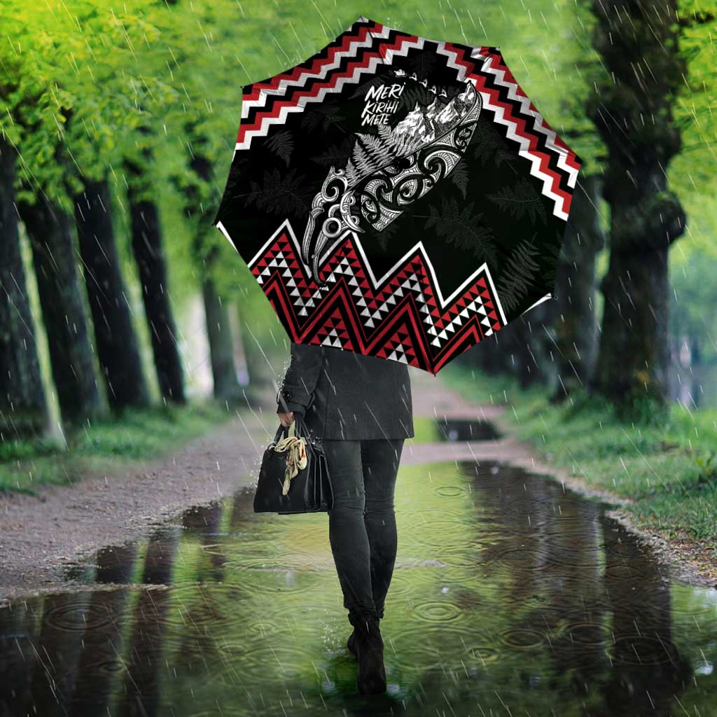 New Zealand Christmas Taniko Poutama Umbrella Mountainscape Maori Fern - Vibe Hoodie