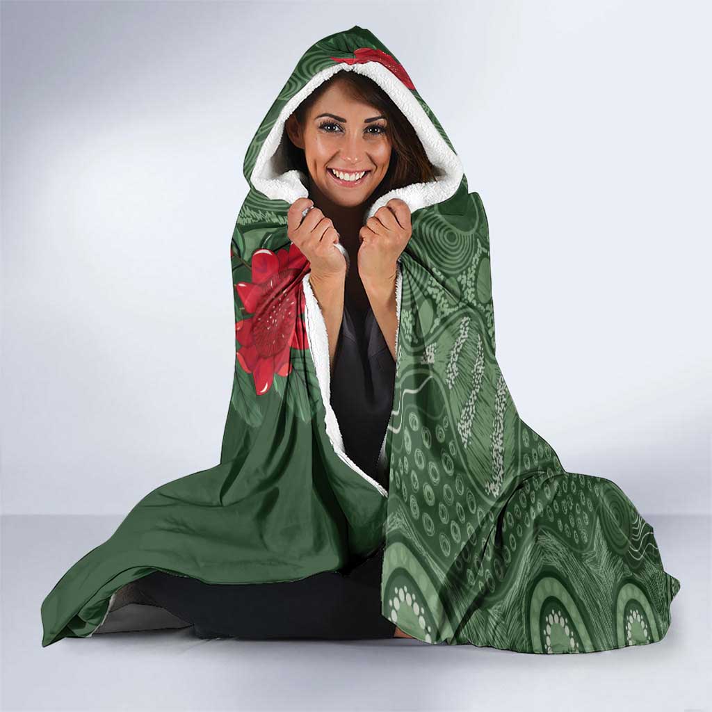 Kokaburra and Waratah Hooded Blanket Aboriginal Art